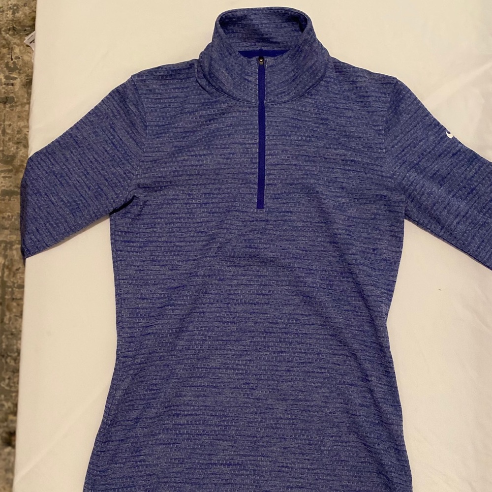 EUC Nike Golf Top